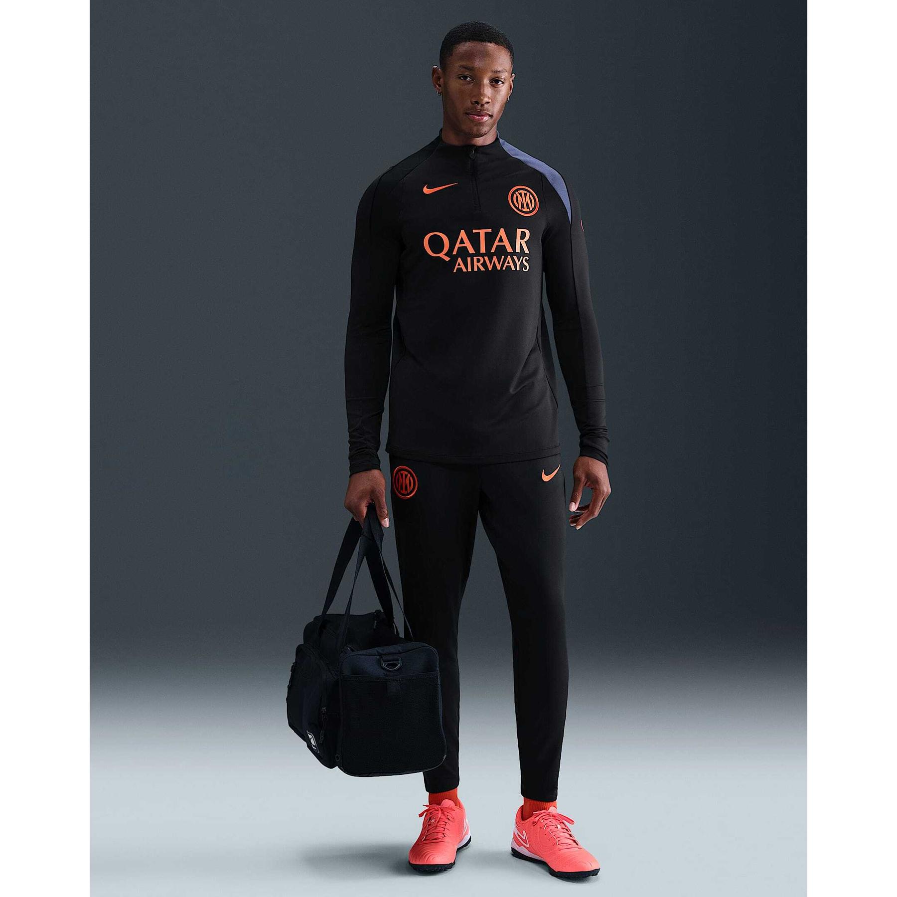 product/n/i/nike_hv8752-010_2.jpg
