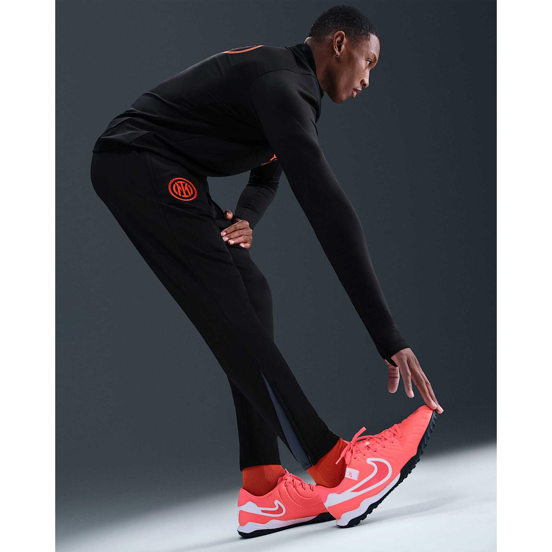 product/n/i/nike_hv8752-010_4.jpg