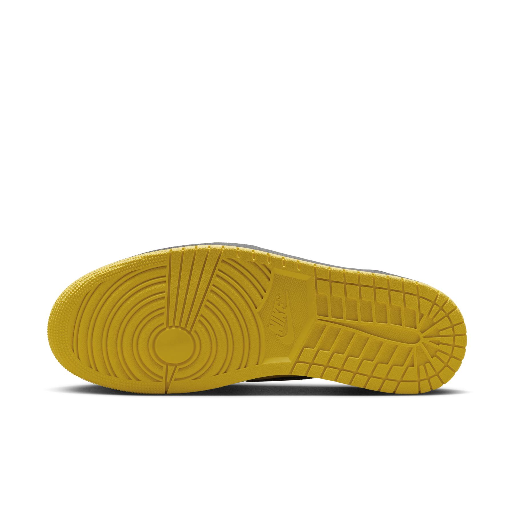 product/n/i/nike_ib8836-007_black-tour-yellow-chile-red_6.jpg