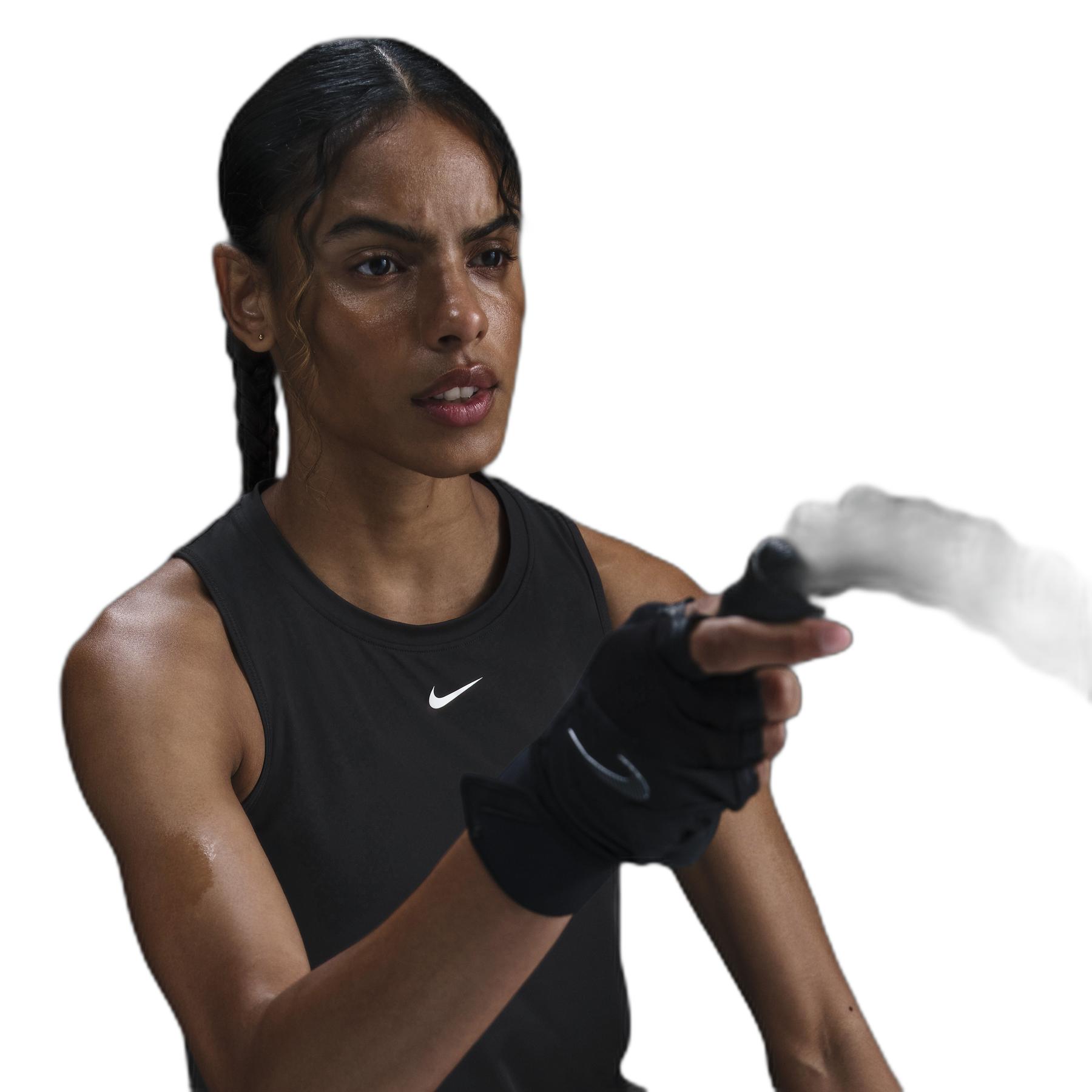 product/n/i/nike_ib9385-010_black-white_2.jpg