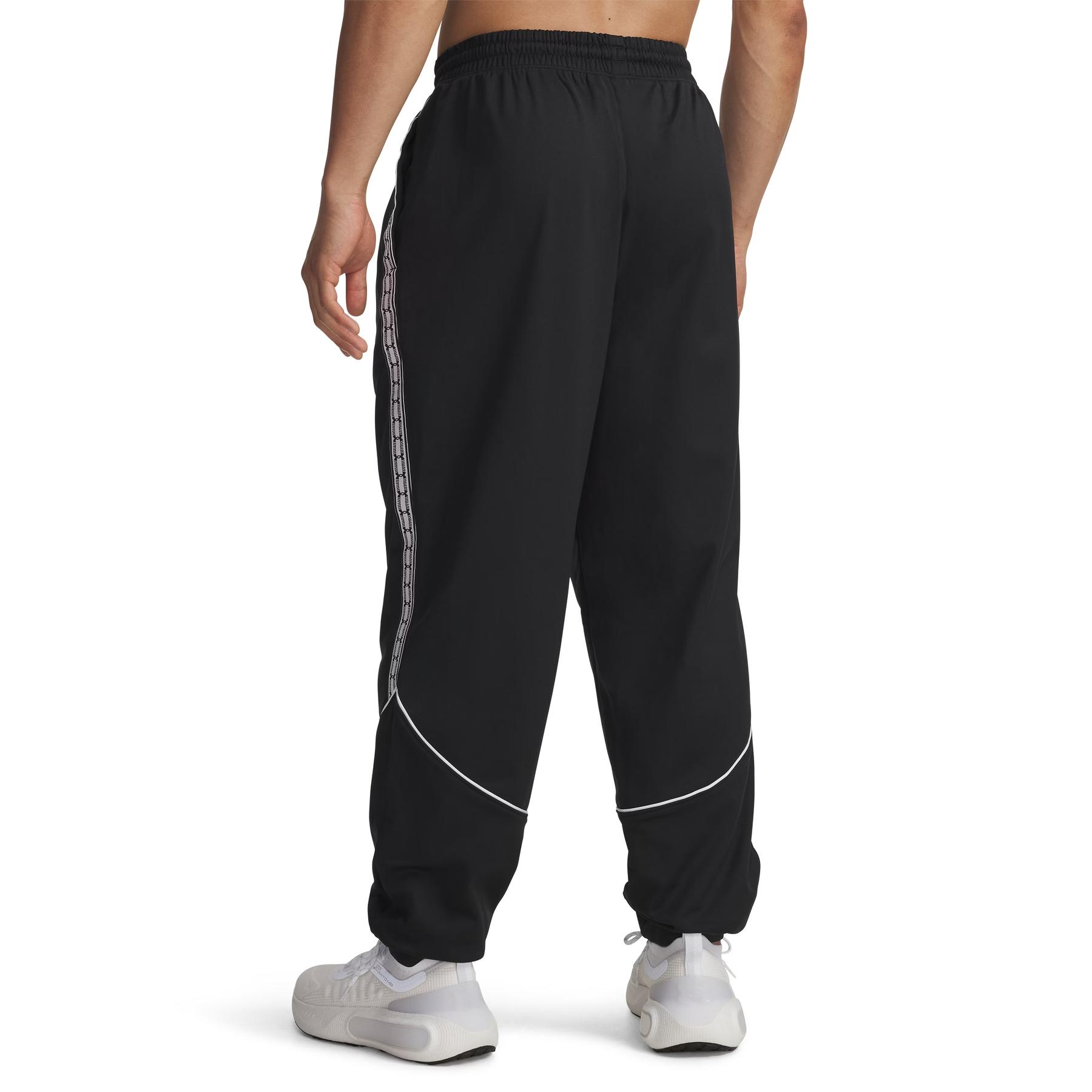 product/u/n/under-armour_6005127-001_black_2.jpg