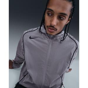product/2/0/2025_10_nike_hv6406-043_3.jpg