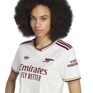 product/2/0/2025_adidas_jp4223_6_apparel_on_model_detail_view_1_transparent.jpg