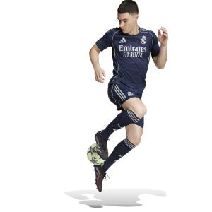 product/2/0/2025_adidas_jv5920_5_apparel_on_model_walking_view_white.jpg