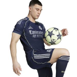 product/2/0/2025_adidas_jv5920_7_apparel_on_model_detail_view_2_white.jpg