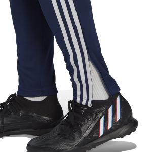product/a/d/adidas_hs3493_7_apparel_on_model_detail_view_2_white.jpg
