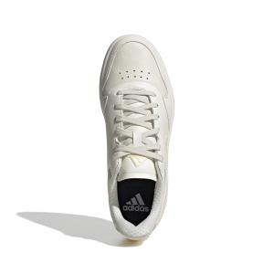 product/a/d/adidas_id5575_3_footwear_photography_top_portrait_view_white-030824.jpg