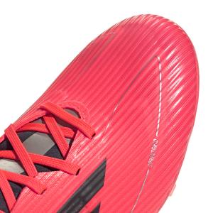 product/a/d/adidas_ie0602_7_footwear_photography_detail_view_1_white.jpg