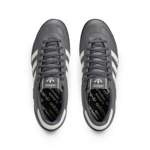 product/a/d/adidas_ih3126_3_footwear_photography_top_portrait_view_white-nw091625.jpg