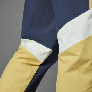 product/a/d/adidas_it3856_11_apparel_photography_heromrktng_view_4.jpg