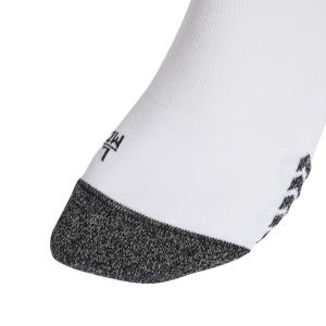 product/a/d/adidas_it5537_2_hardware_photography_detail_view_1_white.jpg