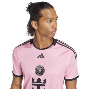 product/a/d/adidas_iu0189_9_apparel_on_model_detail_view_1_white.jpg