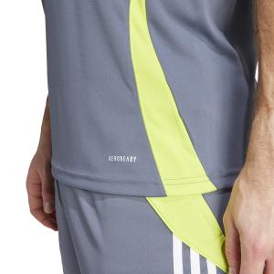 product/a/d/adidas_iv6951_9_apparel_on_model_detail_view_1_white.jpg