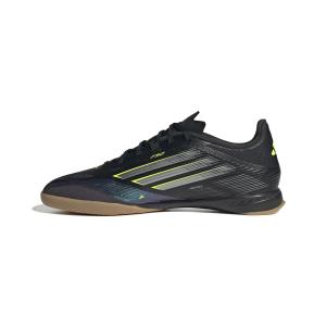 product/a/d/adidas_jh7720_4_footwear_photography_side_medial_center_view_white-nw091625.jpg