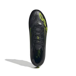 product/a/d/adidas_jh7730_2_footwear_photography_top_portrait_view_white-nw091625.jpg