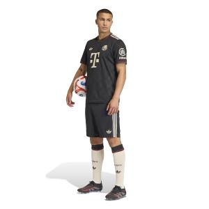 product/a/d/adidas_jj2141_5_apparel_on_model_standard_outfit_view_white.jpg