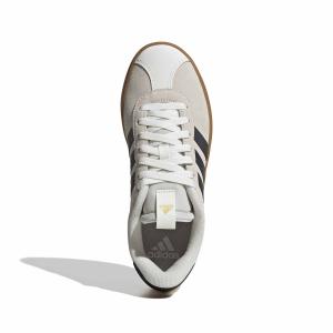 product/a/d/adidas_jp5351_3_footwear_photography_top_portrait_view_white-nw091625.jpg