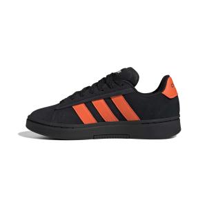 product/a/d/adidas_jp7532_5_footwear_photography_side_medial_center_view_white-nw091625.jpg