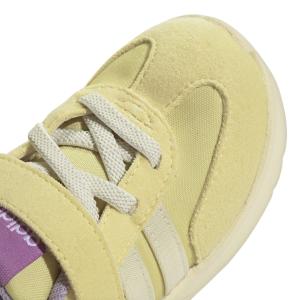 product/a/d/adidas_jr4928_9_footwear_photography_detail_view_2_white-nw091725.jpg