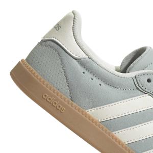 product/a/d/adidas_jr6907_8_footwear_photography_detail_view_1_white-nw091725.jpg