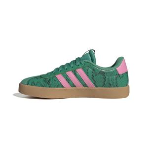 product/a/d/adidas_jr8668_5_footwear_photography_side_medial_center_view_white-nw091725.jpg