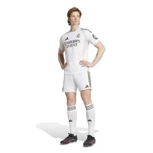 product/a/d/adidas_jv5918_6_apparel_on_model_standard_outfit_view_white.jpg