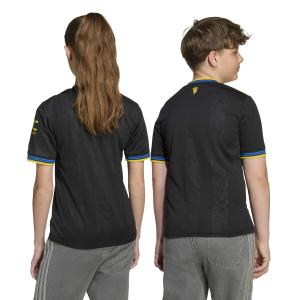 product/a/d/adidas_kd4227_8_apparel_on_model_standard_unisex_back_view_white.jpg