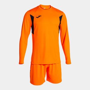 103836-881-ensemble-maillot-manches-longues-plus-short-d-entrainement-enfant-joma-winner-naranja-negro