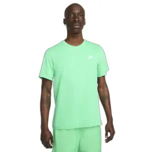 ar4997-363-t-shirt-nike-sportswear-club-spring-green