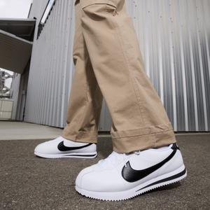 product/n/i/nike_dm4044-105-phsym002-ss25.jpg