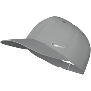 fb5372-077-casquette-sans-structure-avec-swoosh-nike-dri-fit-club-lt-smoke-grey-metallic-silver
