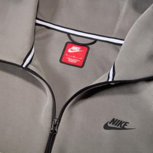 product/n/i/nike_fb7921-014-phsym002_082824.jpg