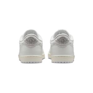 product/n/i/nike_fb9933-100-phcbh000.jpg