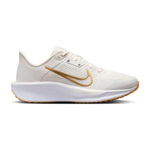 fd6034-003-chaussures-de-running-femme-nike-quest-6-phantom-metallic-gold-sail-pale-ivory