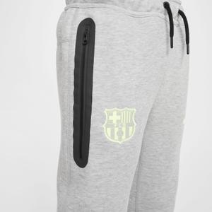 product/n/i/nike_fn8503-063-phsym003_082824.jpg