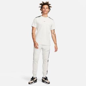 product/n/i/nike_fq8821-072-phsym003_s23.jpg