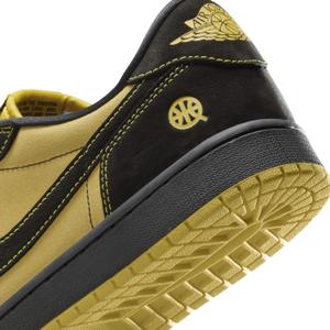 product/n/i/nike_ib8836-007_black-tour-yellow-chile-red_12.jpg