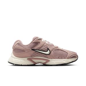 ii6294-600-baskets-femme-nike-v5-rnr-particle-pink-pale-ivory-black-black