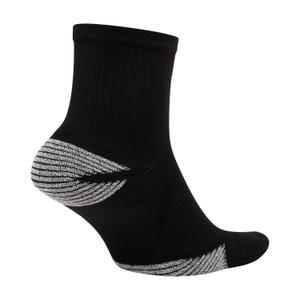 sk0122-010-chaussettes-nike-racing-noir-argent-reflechissant